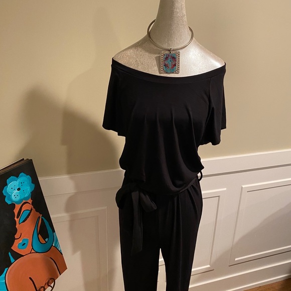 Hug me tight Jumpsuit (NWT) - Picture 7 of 7
